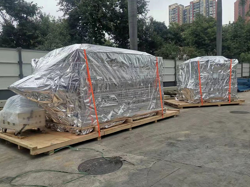 深(shēn)圳沙井(jing)真空木(mu)箱包裝(zhuang)現場